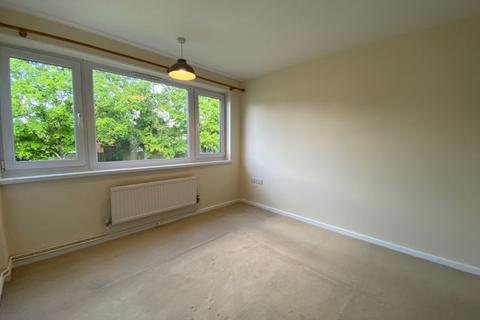 2 bedroom apartment to rent, Williams Close, Brampton