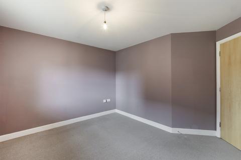 2 bedroom flat for sale, Two bedroom, ground floor flat with allocated parking