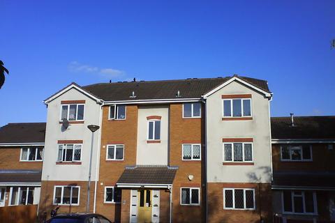2 bedroom flat for sale - Wordsworth Close, Tipton DY4
