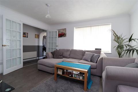 3 bedroom detached house to rent, Dunster Court, Furzton, Milton Keynes, Buckinghamshire, MK4