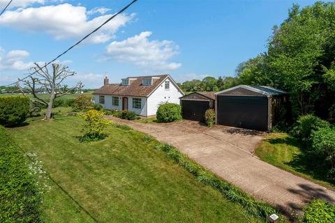 5 bedroom detached bungalow for sale - New Street Road, Meopham
