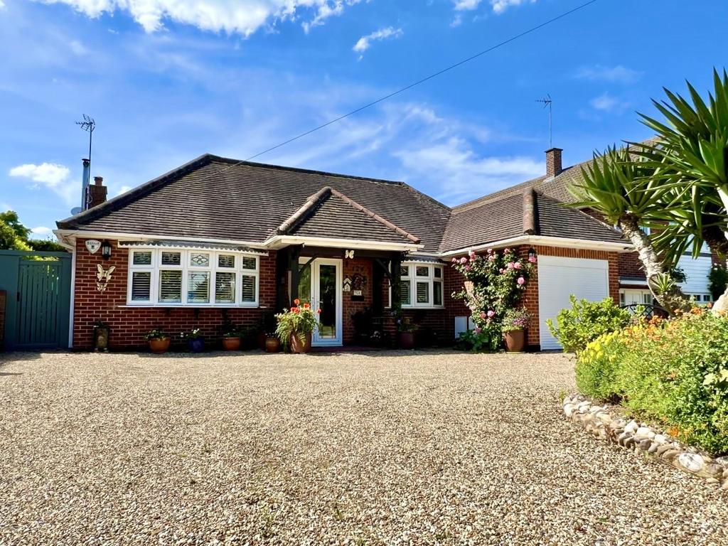 Priests Lane, Shenfield, Brentwood 3 bed detached bungalow £975,000