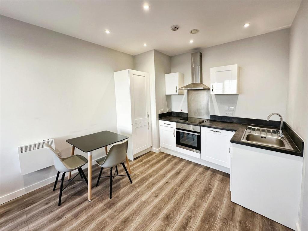 Open Plan Lounge Kitchen
