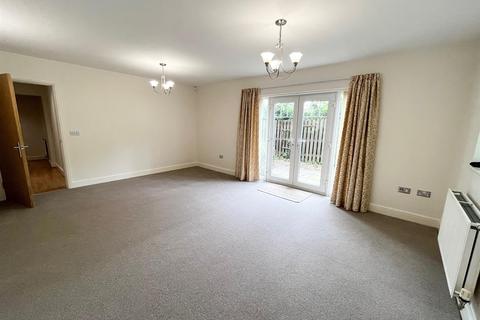 3 bedroom apartment to rent - Whitchurch Lane, Shirley, Solihull