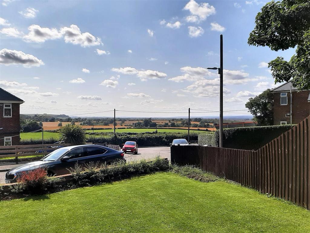 Woodside, Shadforth, Durham 2 bed end of terrace house £700 pcm (£162 pw)