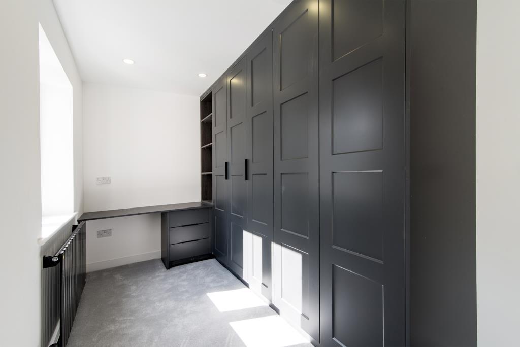 46 chesterfield av (23 of 28).jpg