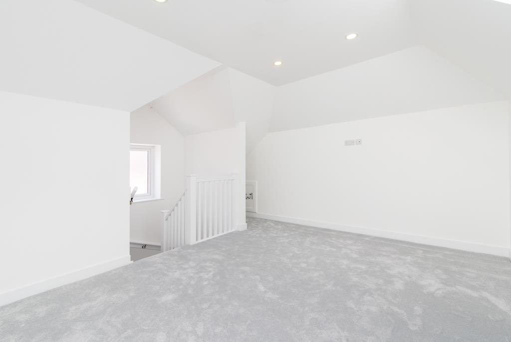 46 chesterfield av (26 of 28).jpg