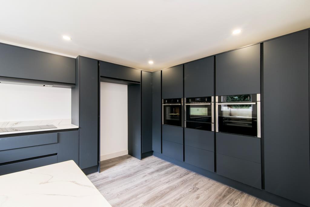 46 chesterfield av (7 of 28).jpg
