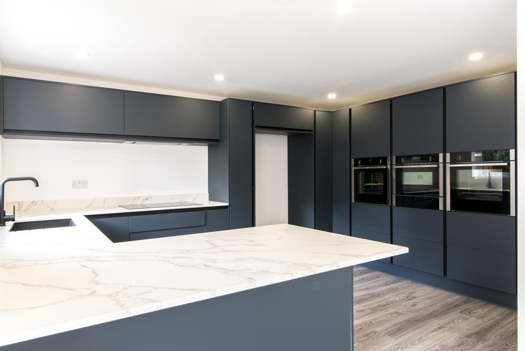 46 chesterfield av (8 of 28).jpg