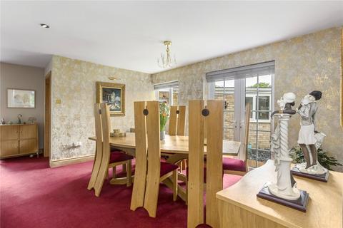 4 bedroom bungalow for sale - Allerton Garth, Alwalton, Peterborough, PE7