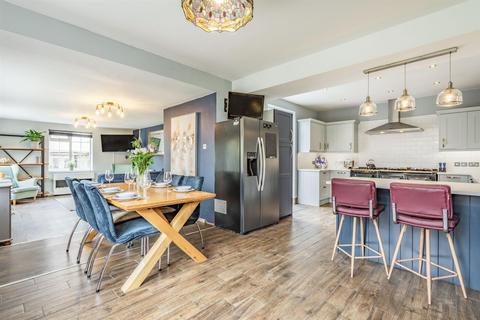 85 Bromham Road, Bedford, MK40 4BS