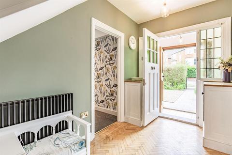 85 Bromham Road, Bedford, MK40 4BS