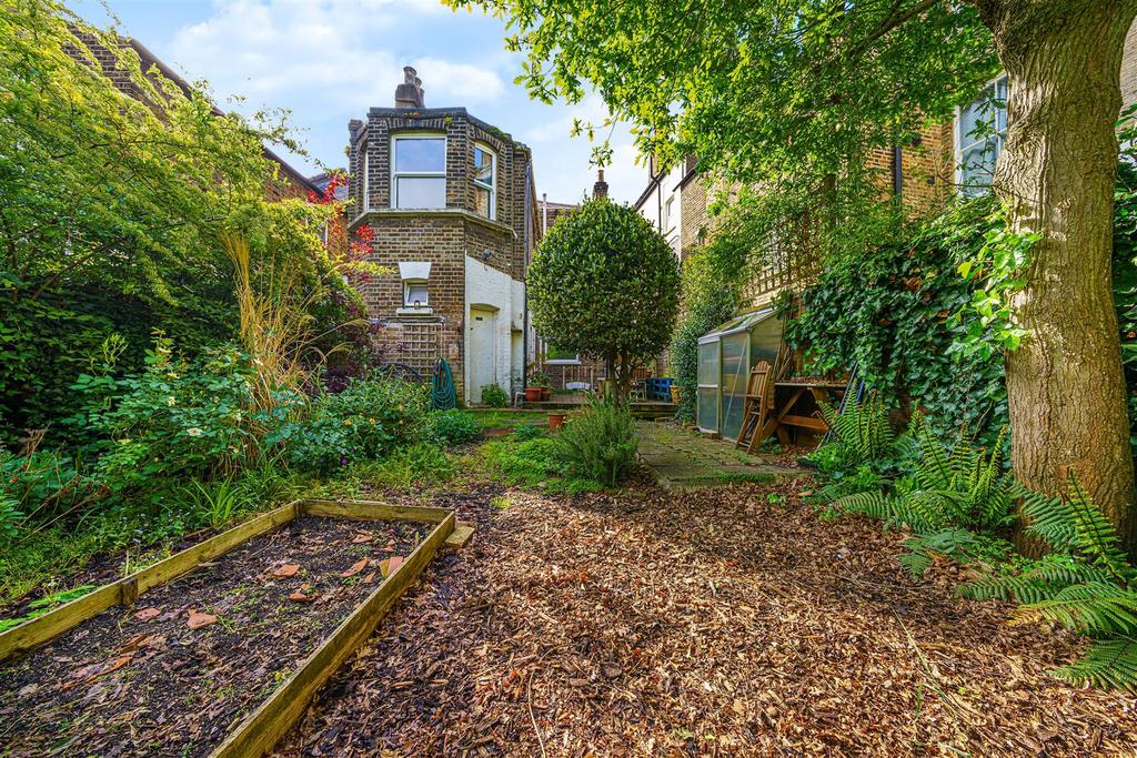 39 Elmcourt Road-13.JPG