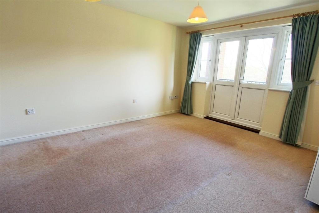Ashdown House, Hiltingbury Road, Hiltingbury, Chandlers Ford 2 bed flat