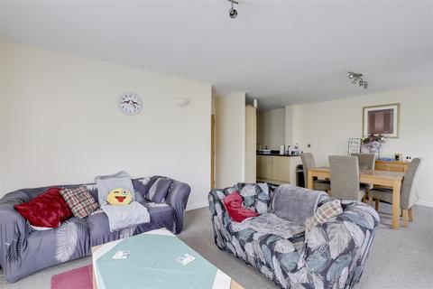 2 bedroom apartment for sale - Plantin Road, Carrington, Nottinghamshire, NG5 1QT