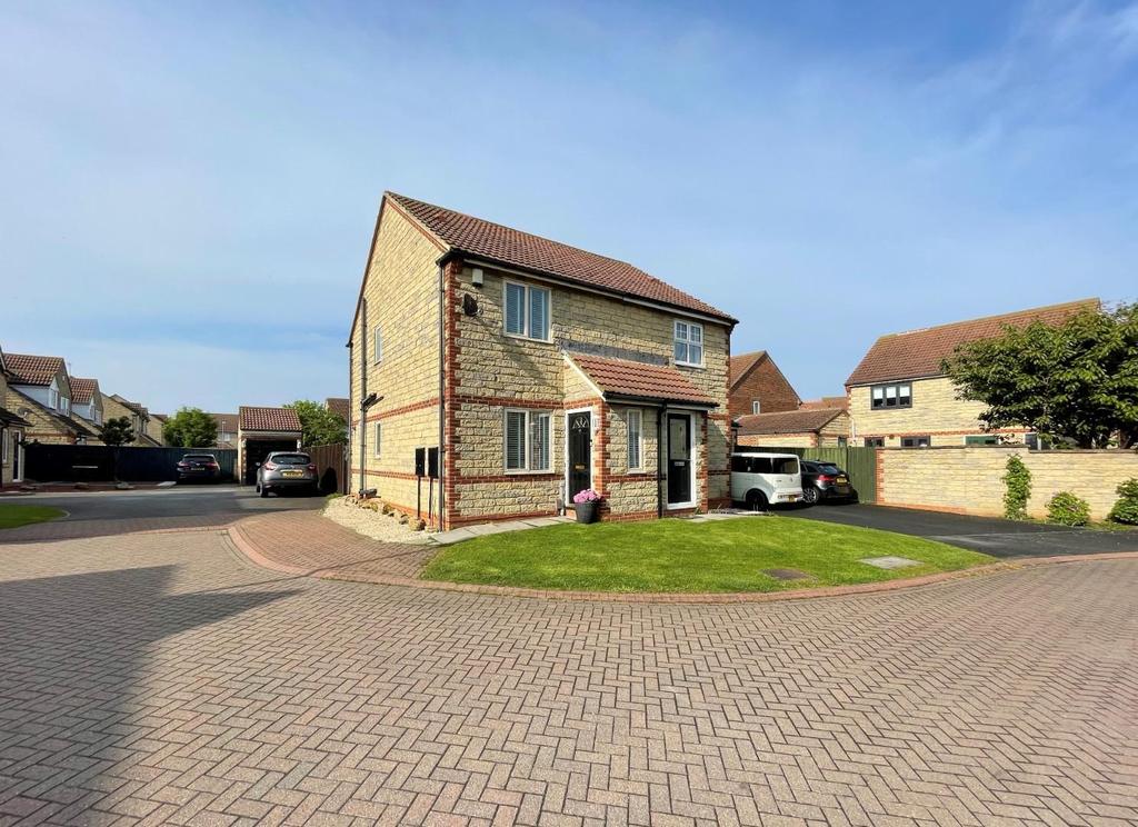 Intrepid Close, Seaton Carew, Hartlepool 2 bed semidetached house £