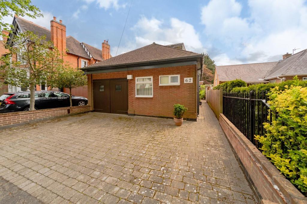 Knighton Drive, Stoneygate, Leicester 2 bed detached bungalow £425,000