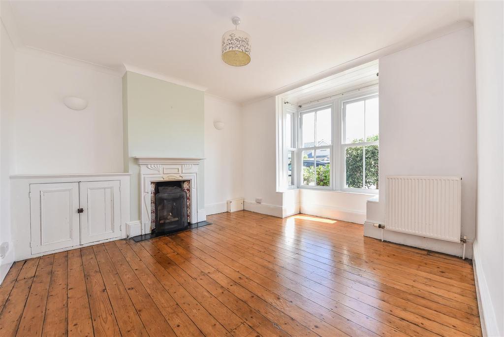 Church Road, Selsey, Chichester 3 bed terraced house £329,950