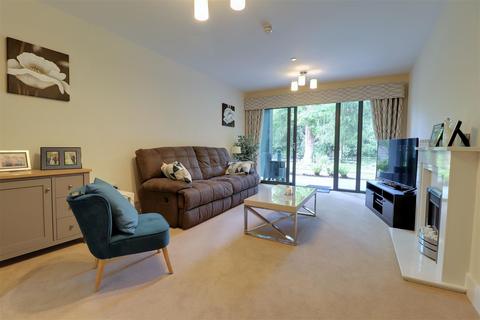 1 bedroom retirement property for sale - Hatherley Lane, Cheltenham