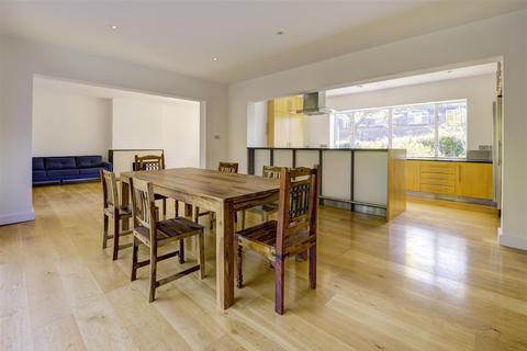 5 bedroom house for sale - Frognal Close, Hampstead, NW3