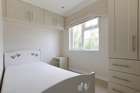 3 bedroom park home for sale, Warfield Street, Warfield, Bracknell
