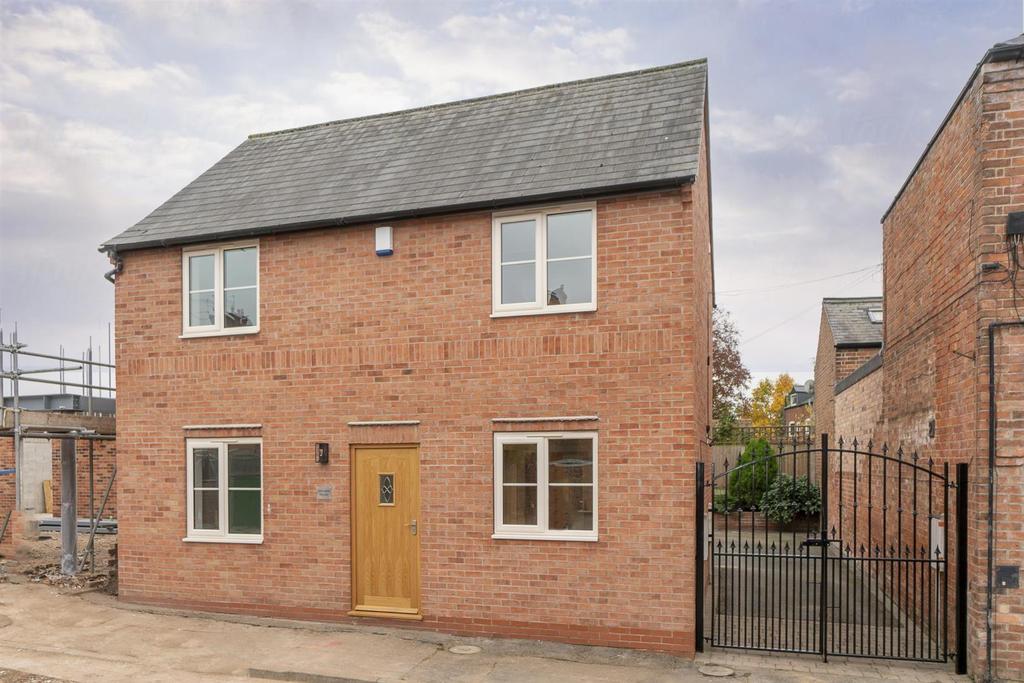Kempson Street, Ruddington, Nottingham 3 bed detached house £1,195