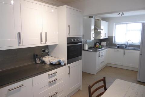1a Fir Tree Road, Hounslow, TW4 7HH