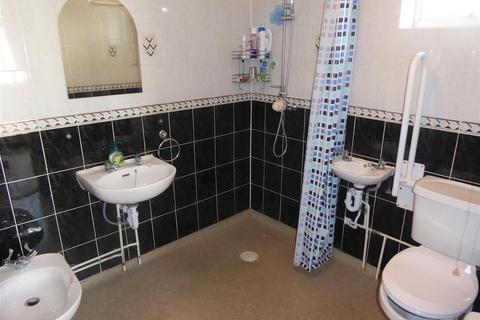 1a Fir Tree Road, Hounslow, TW4 7HH
