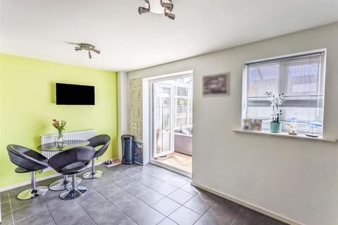 3 bedroom townhouse for sale - Tremelay Drive, Coventry