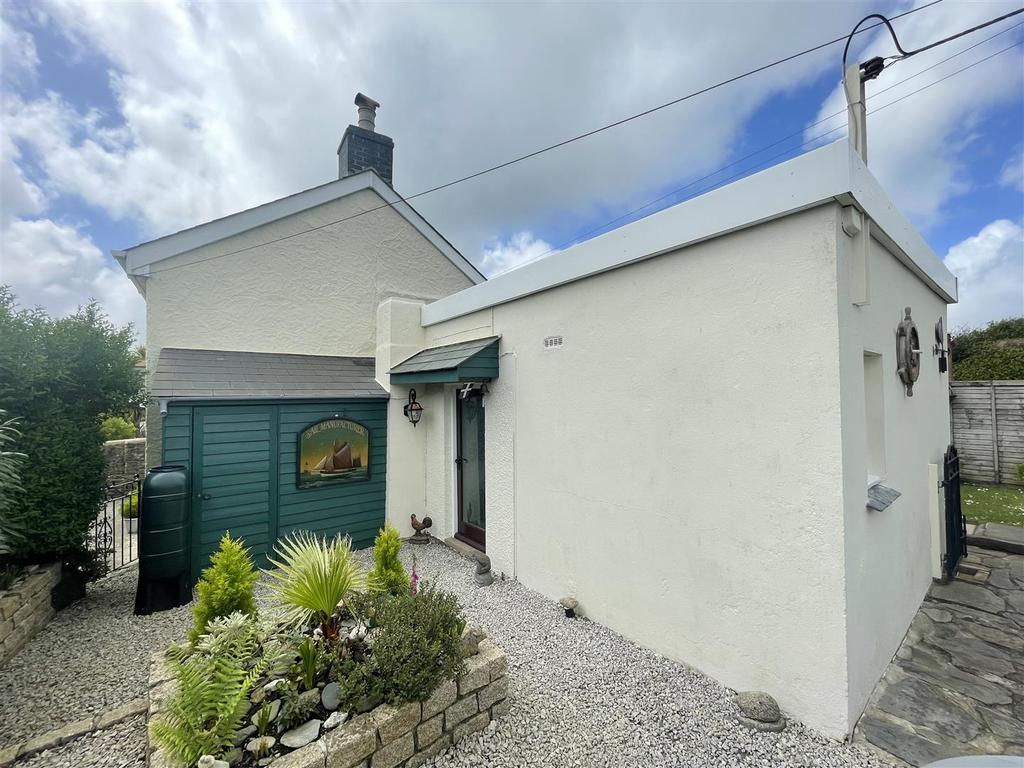Ruan High Lanes, Truro 1 bed semidetached house £225,000