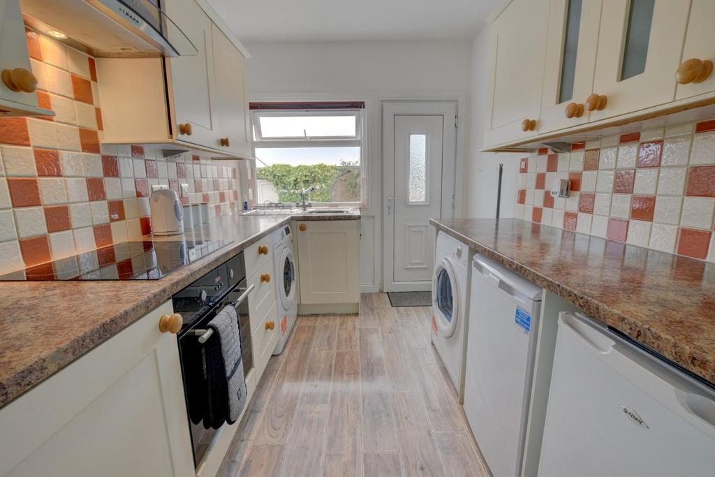 Ridge Avenue, Burnley 2 bed bungalow for sale £170,000