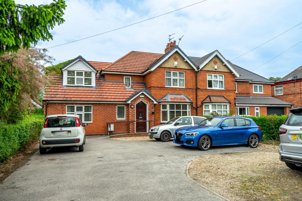Shipton Road, York 5 bed semidetached house £495,000