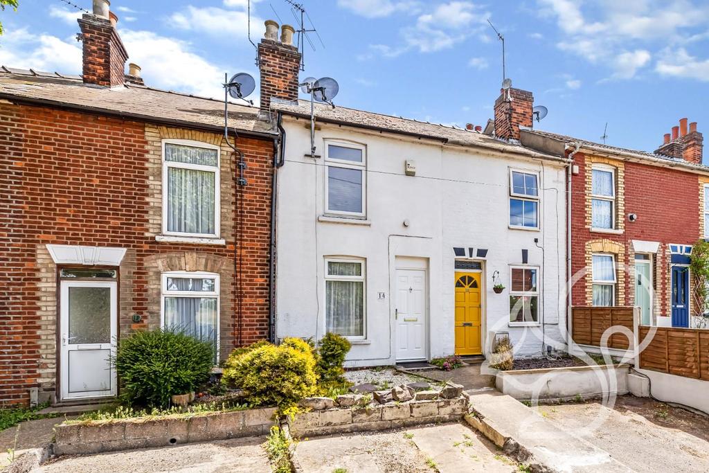Berechurch Road, Colchester 2 bed terraced house £210,000