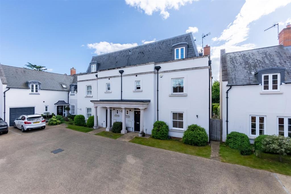Church Close, Alveston... 4 bed semidetached house £725,000