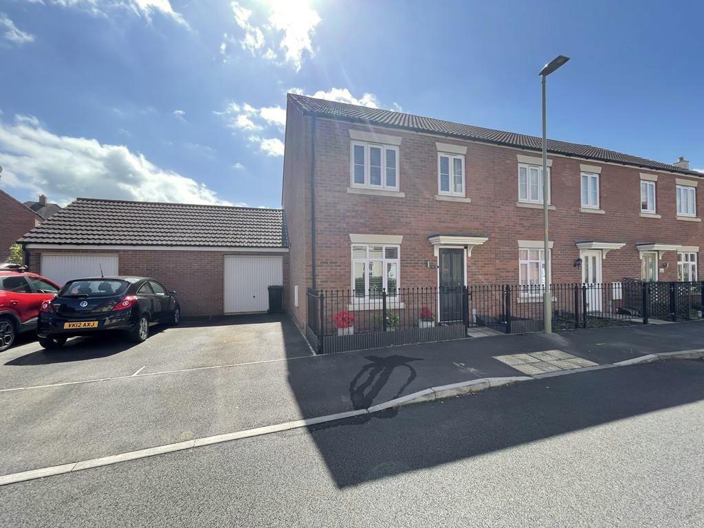 Sealand Way, Kingsway, Gloucester 3 bed end of terrace house £260,000