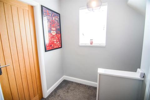 81 Farm Road, Kendray, Barnsley, S70 3DL