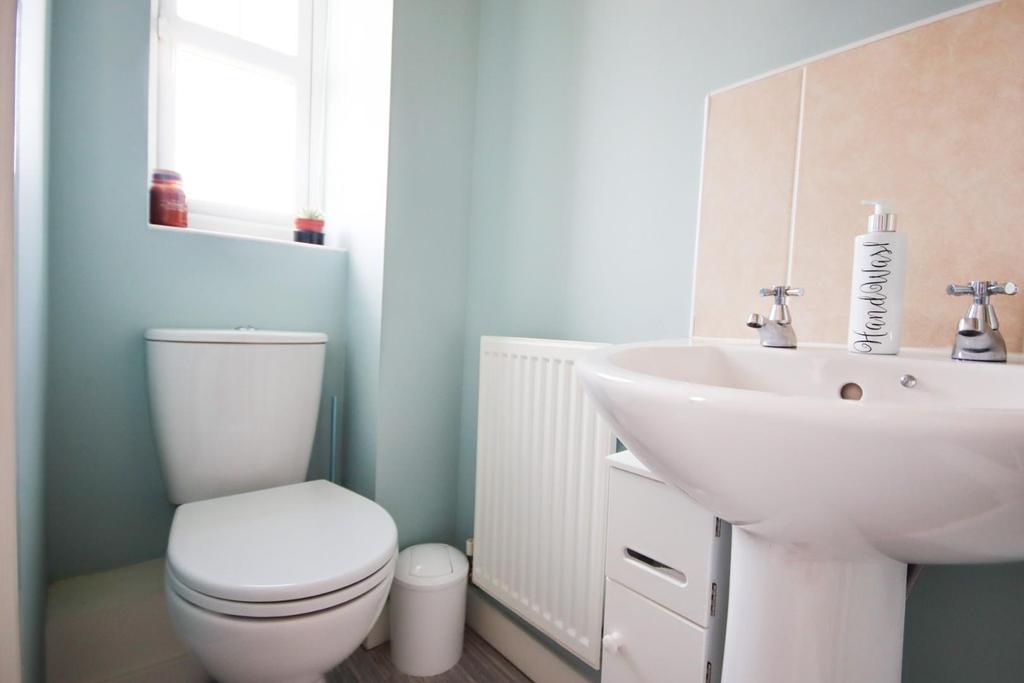 En Suite Shower Room