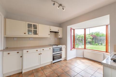 24 Leyfield Road, Dore, Sheffield, S17 3EE