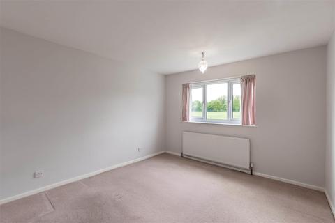 24 Leyfield Road, Dore, Sheffield, S17 3EE