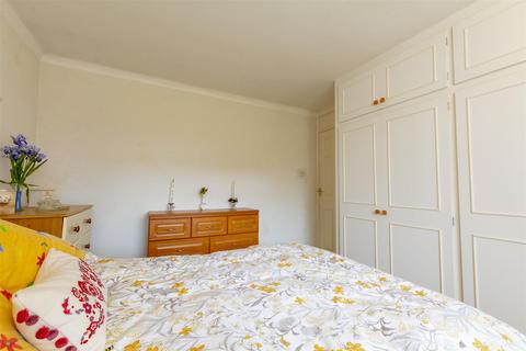 3 Carlin Close, Breaston, Derby, DE72 3EJ