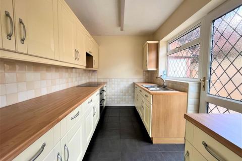 2 bedroom semi-detached bungalow for sale - Beech Close, Southam