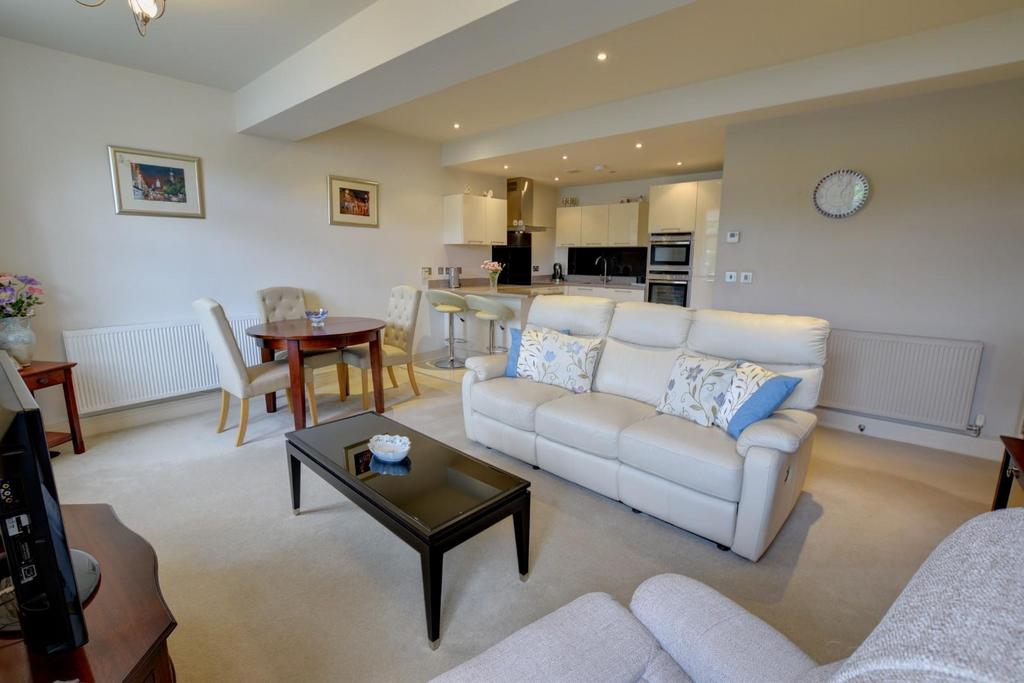 Grenfell Gardens, Colne 2 bed apartment £229,950
