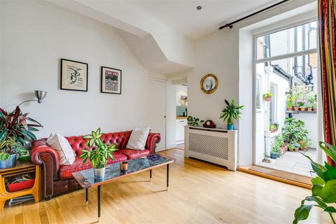 Flat 1, Aston Court, 1 - 2 Cleveland Road, London, W4 5HP