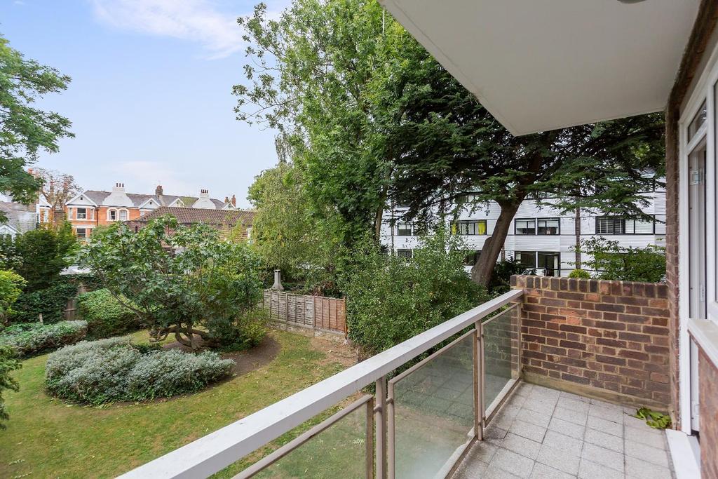 Flat 4, 121 Haverstock Hill NW3-010.jpg
