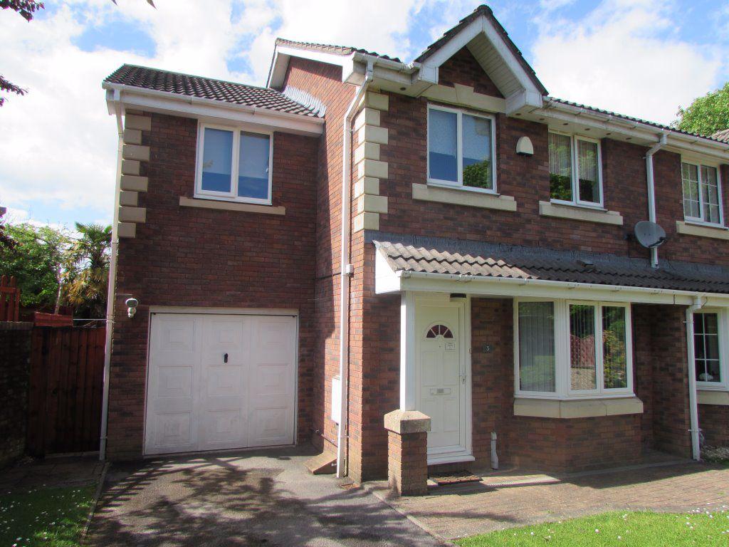 Vale Reach, Pencoed, Bidgend, CF35 6LG 4 bed house £1,100 pcm (£254 pw)