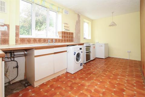 55 Sheffield Drive, Romford, RM3 9YB