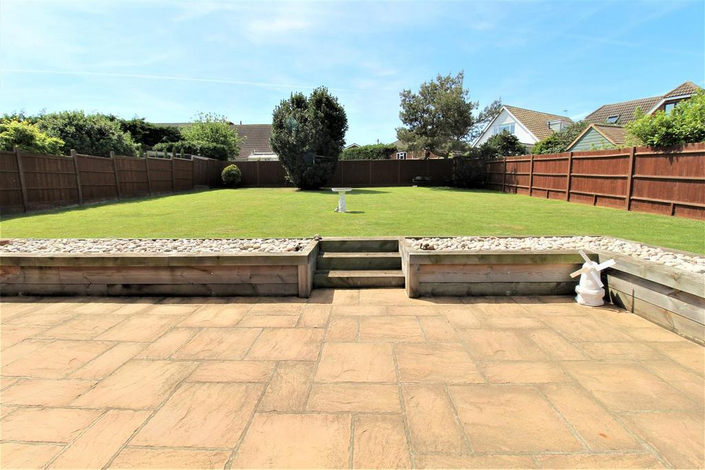 Scarborough Drive, Minster On Sea... 3 bed house £485,000