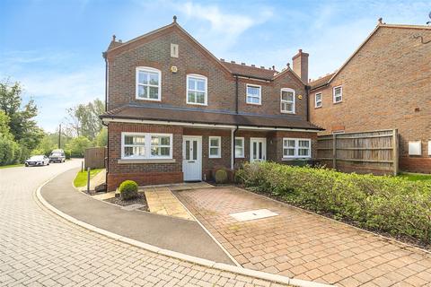 1 Baulk Close, Harpenden, AL5 4FJ
