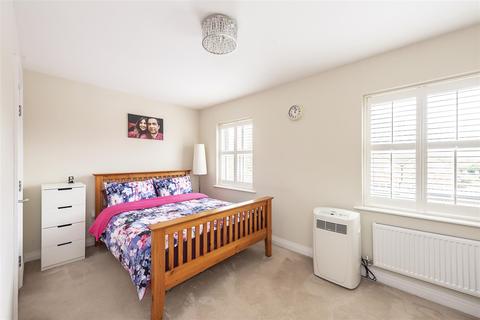 1 Baulk Close, Harpenden, AL5 4FJ