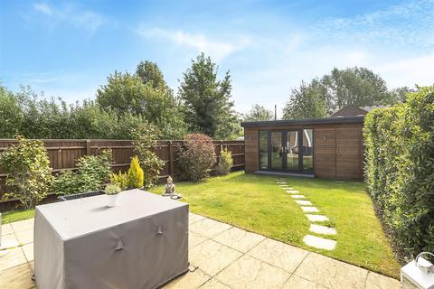 1 Baulk Close, Harpenden, AL5 4FJ